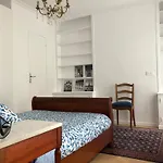 2 pieces 1 bedroom apartment 10 mins walking Château Versailles