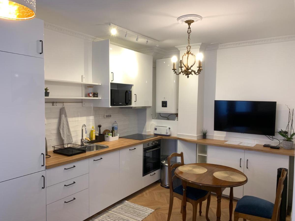 Quartier St Louis - 10 Mins Walking Chateau Apartamento